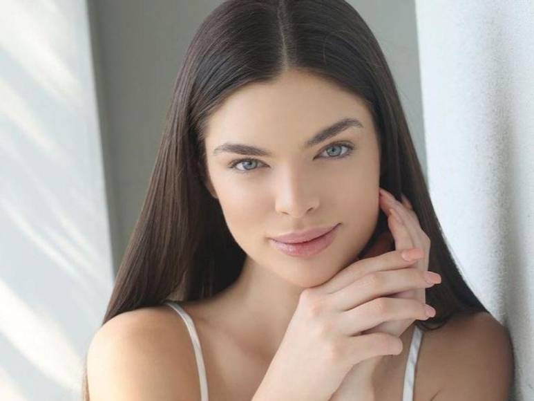 Así es Nadia Ferreira, la modelo que conquistó el corazón de Marc Anthony