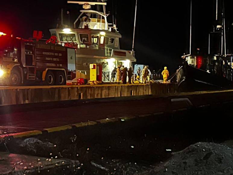 Las imágenes que dejó la explosión de buque de la Fuerza Naval en Puerto Cortés