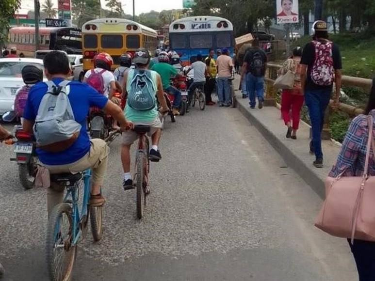 Largas filas, caminatas forzadas y pérdidas deja paro de transporte en varias zonas de Honduras