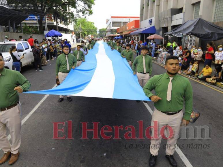 Fervor y algarabía en las fiestas de Independencia en la zona norte de Honduras (FOTOS)