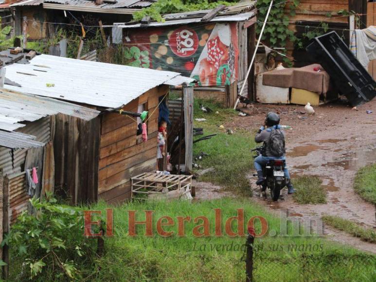 Temor e incertidumbre en la capital ante amenaza de huracán Julia (FOTOS)