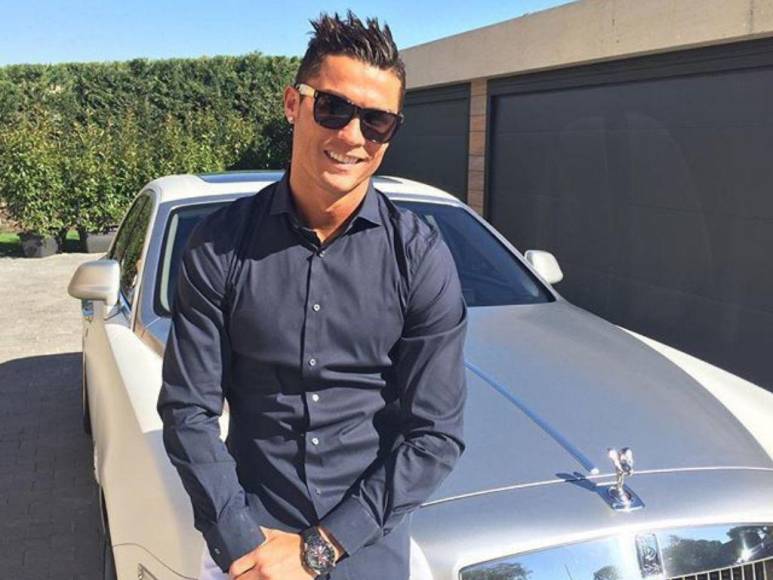 Así es la impresionante y lujosa colección de autos de Cristiano Ronaldo