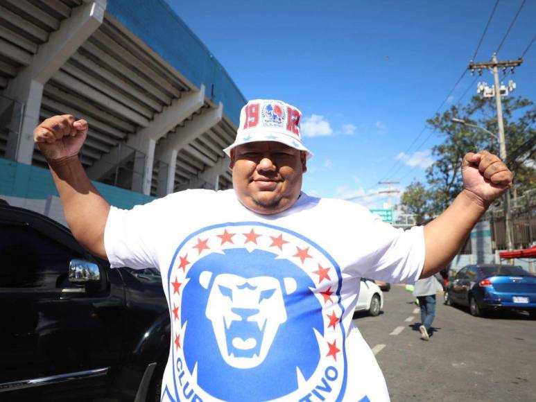 Enmascarados se roban el show previo a la final Olimpia vs Motagua