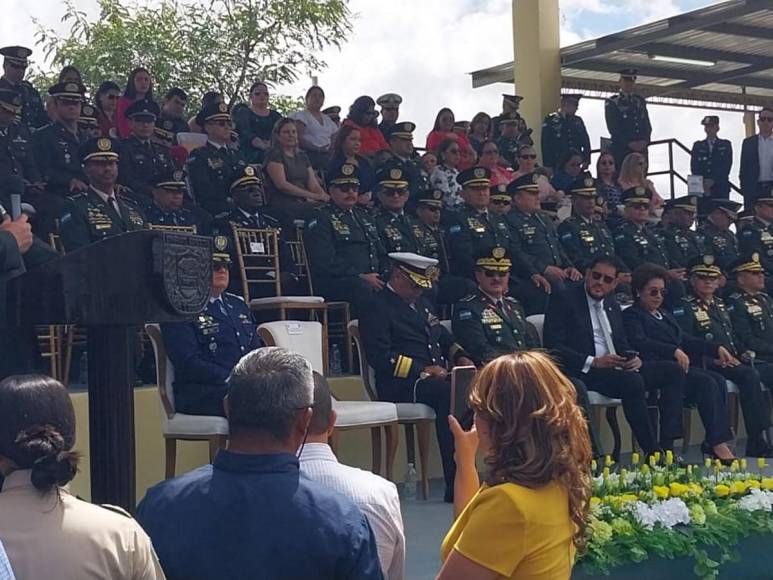 Con demostración de destrezas y entrega de reconocimientos, homenajean a la Policía Militar por su 11 aniversario