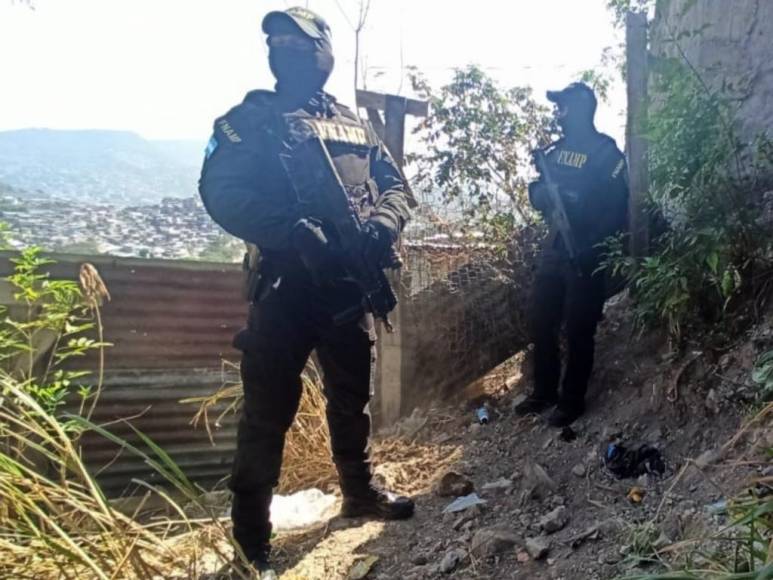 Imágenes del cementerio clandestino de la pandilla 18 hallado en la colonia La Esperanza