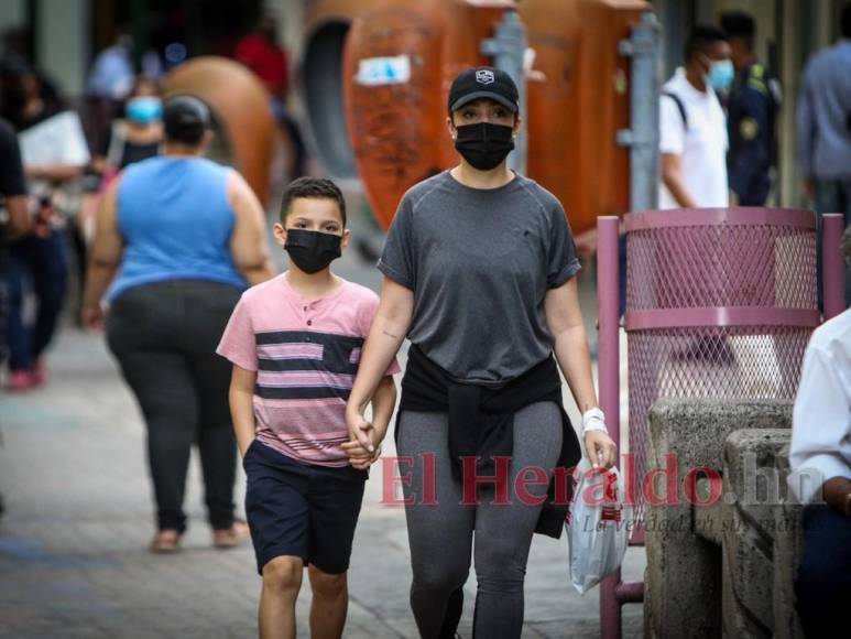 Amorosas, compresivas y fuertes, así son las madres hondureñas (Fotos)