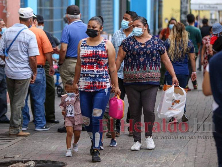 Amorosas, compresivas y fuertes, así son las madres hondureñas (Fotos)