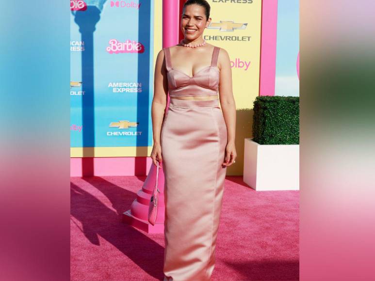 Los mejores looks de America Ferrera en la promoción de la película Barbie