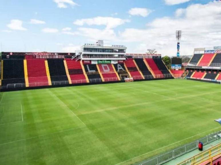 ¡Honduras tiene dos en la lista! Estadios con grama híbrida en Centroamérica