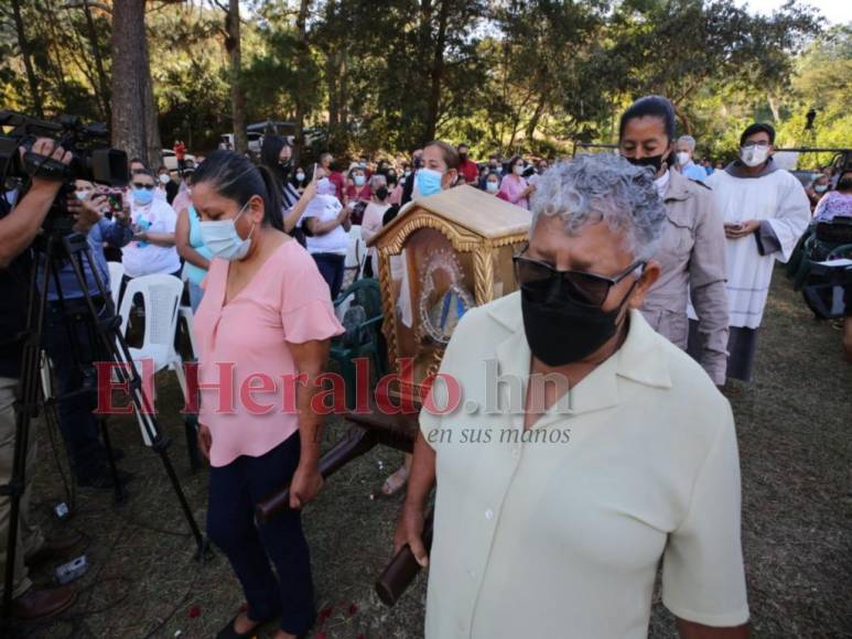 Con misa en El Piligüín celebran aniversario de la Virgen de Suyapa (FOTOS)