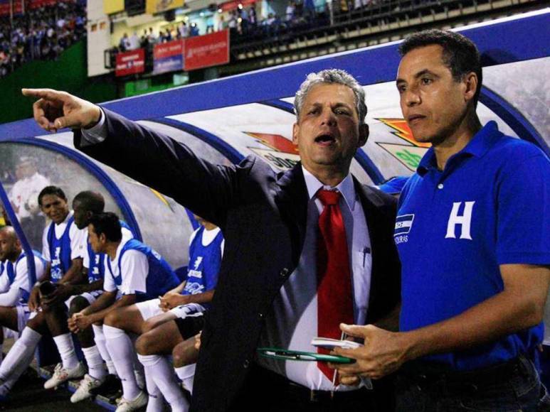 Mundialista en 2010 y estudioso del fútbol: Reinaldo Rueda, el elegido de última hora para clasificar a Honduras otra vez a un mundial