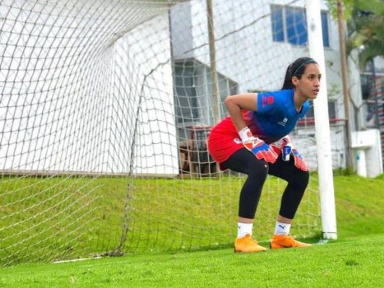 Madelinne Nieto, de graduarse en la UNAH a jugar con Honduras