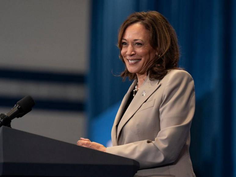 ¿Quién es Kamala Harris, apoyada por Biden para asumir candidatura demócrata?