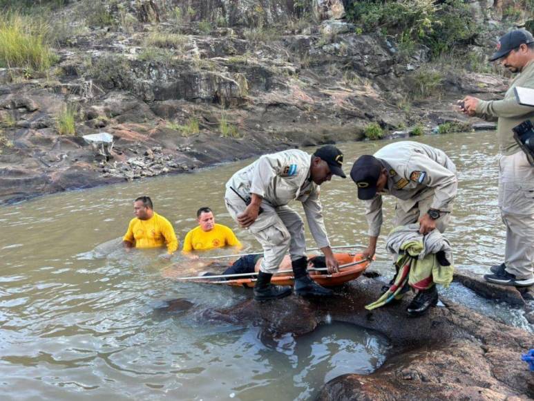 Paseo fatal y ardua búsqueda: joven murió ahogado en río Guacerique