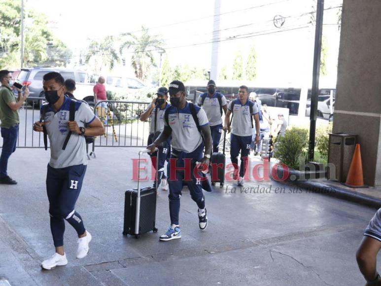 Molestos y sin tiempo para descansar: así llegó la Selección de Honduras tras estar varada en Curazao