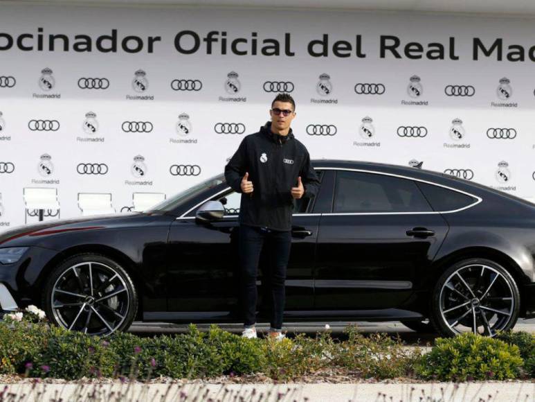 Así es la impresionante y lujosa colección de autos de Cristiano Ronaldo