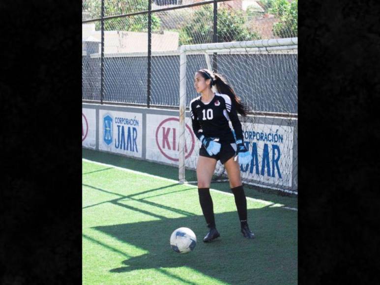 Madelinne Nieto, de graduarse en la UNAH a jugar con Honduras