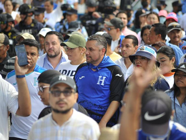 Los mensajes y lo que no se vio de la Gran Marcha por Honduras