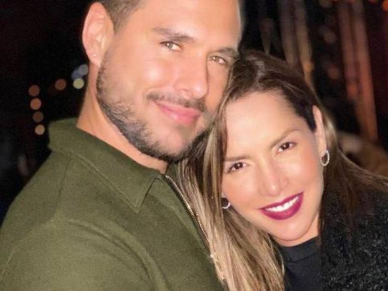 Cuatro bodas, tres perros y una repentina ruptura: La historia de amor de Carmen Villalobos y Sebastián Caicedo