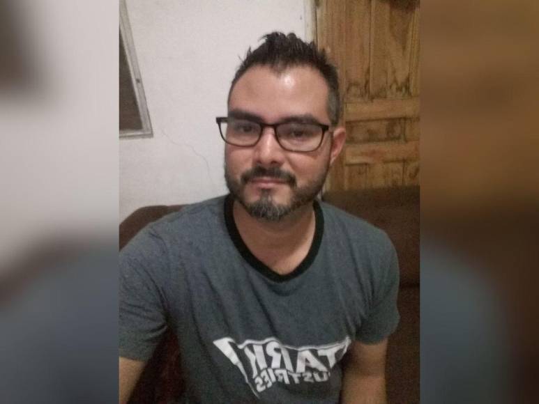 Así era Ismael Salinas, agente bancario asesinado por otro conductor en la capital