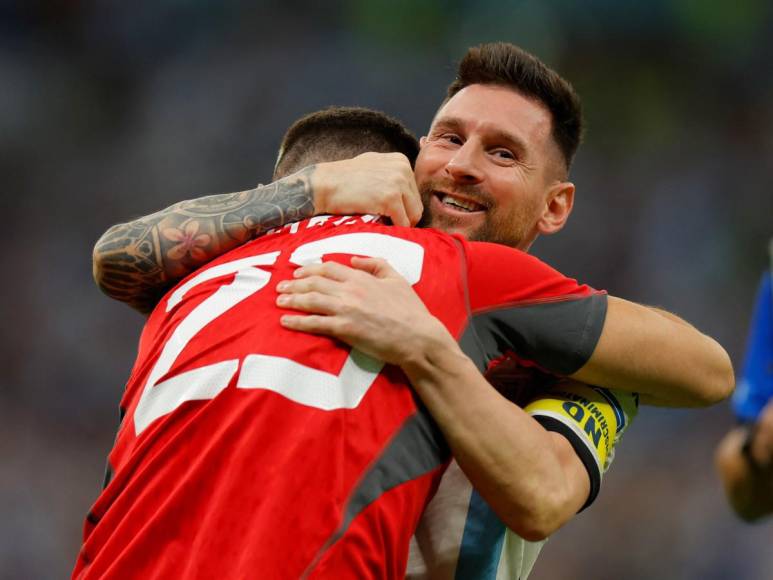 La celebración de Messi tras victoria de Argentina a Países Bajos en penales