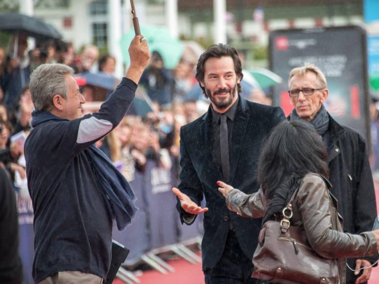 Keanu Reeves se sincera sobre su novela y revela que “no escribió nada”