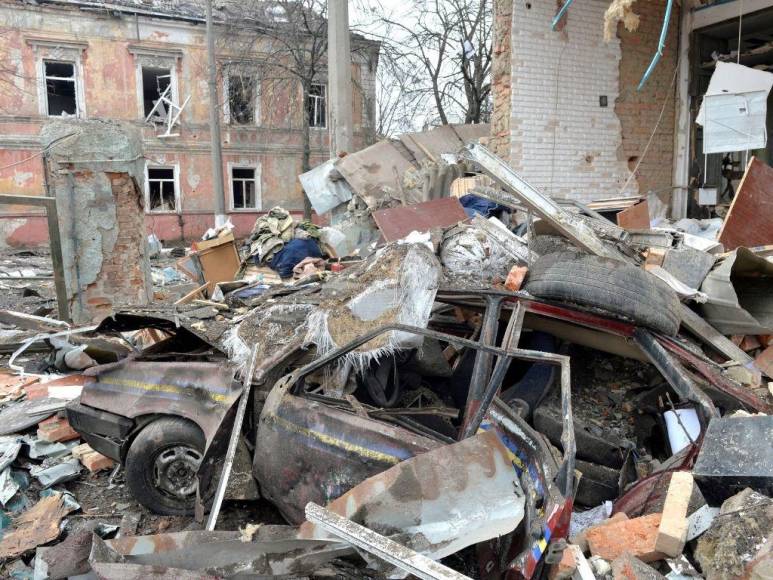 Las imágenes de la devastación en Járkov tras los bombardeos rusos