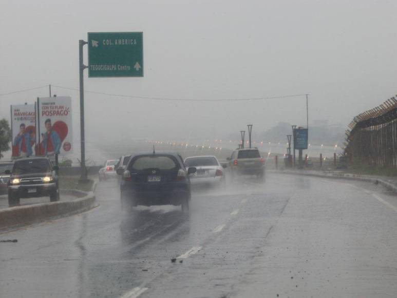 Las imágenes que dejaron las fuertes lluvias este jueves en Tegucigalpa