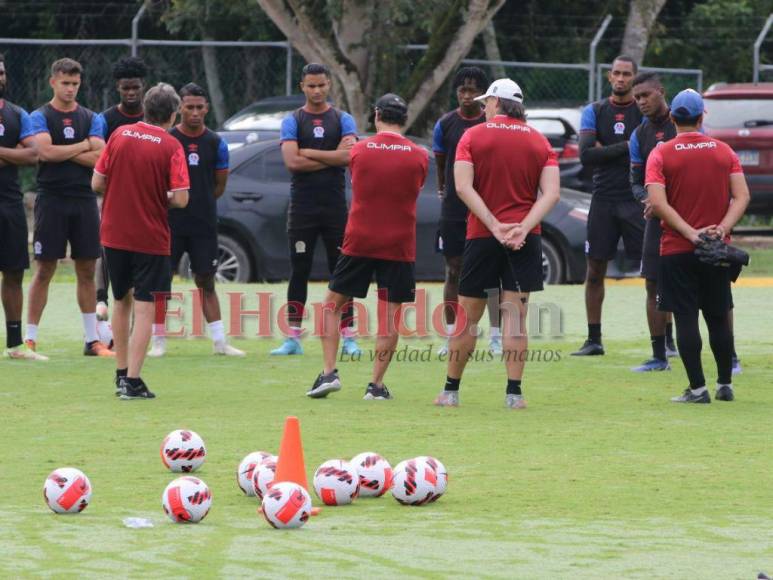 Con los cuartos en la mira: Así fue el último entrenamiento de Olimpia antes de medirse a Municipal