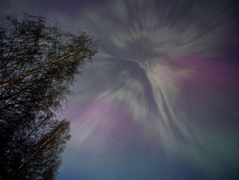 Tormenta solar deja espectaculares imágenes de auroras boreales