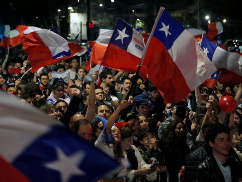 FOTOS: Chile celebra arrollador rechazo a nueva Constitución tras plebiscito de este domingo