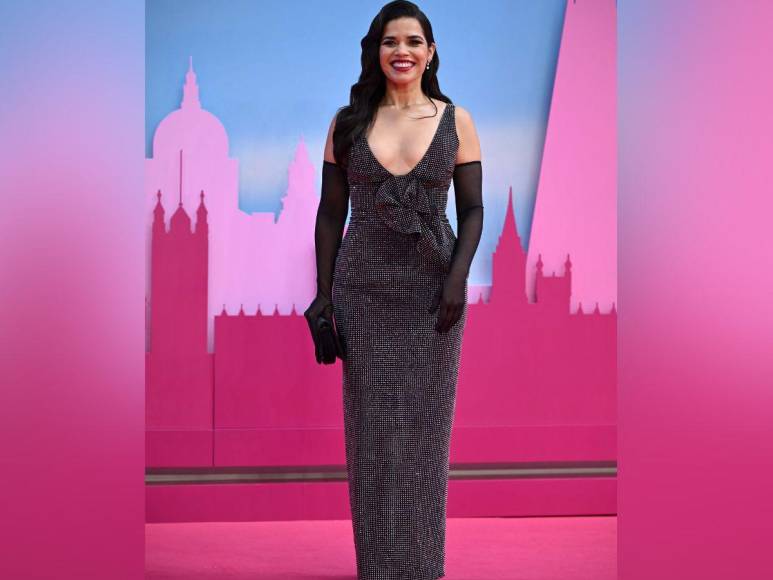 Los mejores looks de America Ferrera en la promoción de la película Barbie