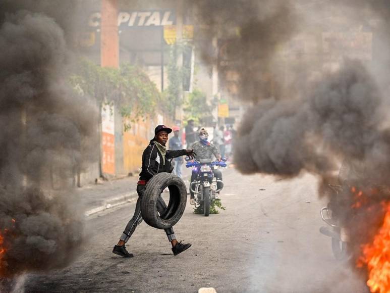 Caos y desesperación por abandonar el país: el sufrimiento humano en Haití