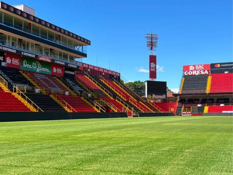 ¡Honduras tiene dos en la lista! Estadios con grama híbrida en Centroamérica