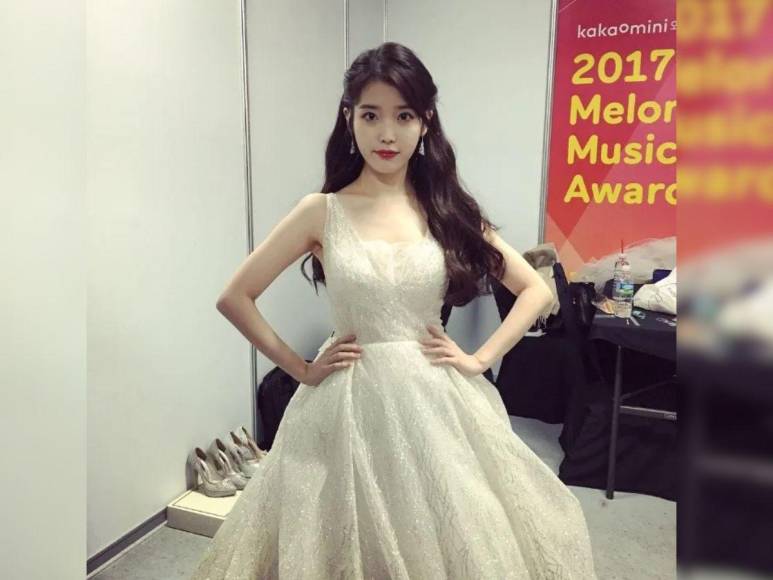 Los mejores looks de IU, ícono de la moda en doramas