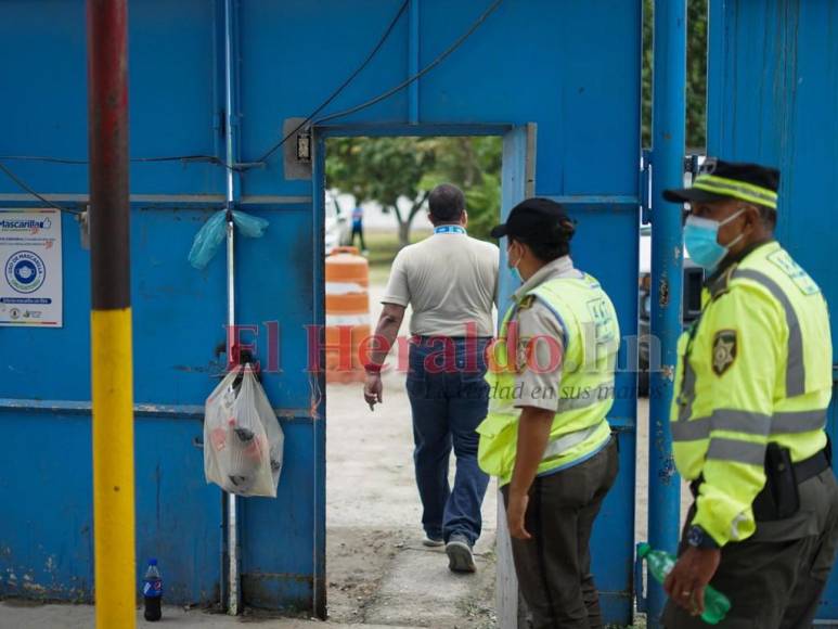 Caninos, Olímpico vacío y futbolistas listos: imágenes de la previa Honduras vs. México