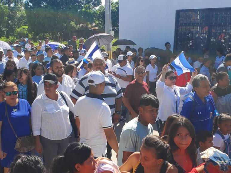 Olanchito dice ‘Libre nunca más’: imágenes de la marcha ‘Por Honduras’