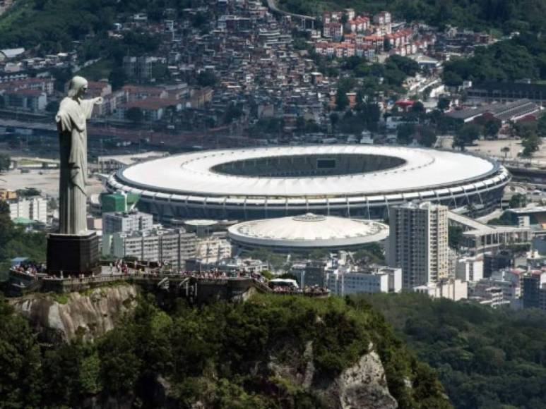 Top 15 estadios de fútbol del mundo con más público de este 2023