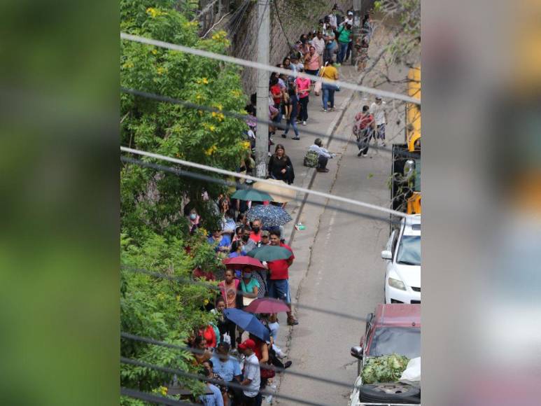 Caos en el IHSS de La Granja: Pacientes sufren en filas por obtener una cita