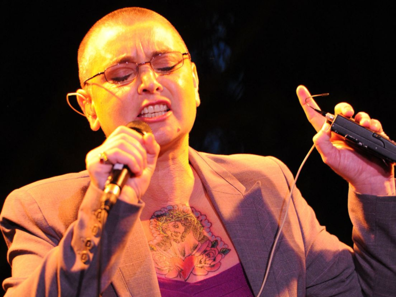 Ícono de la música: Sinead O’Connor, estrella del pop y adicta a la polémica