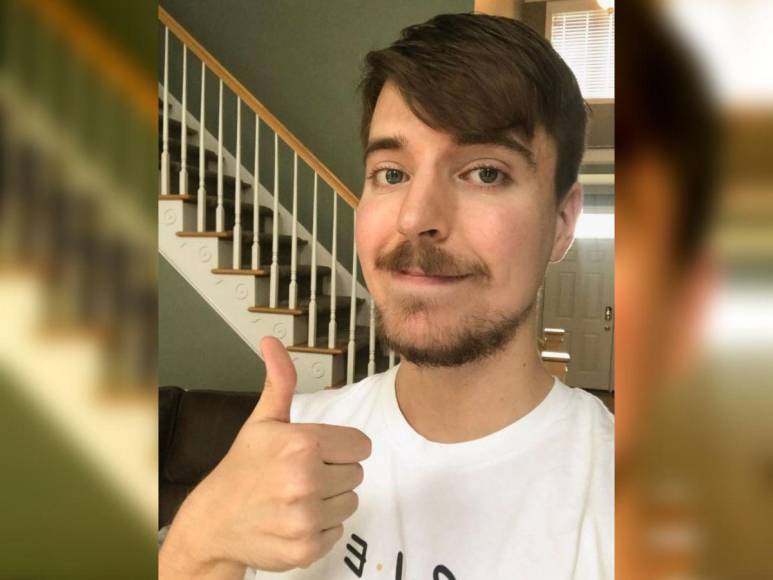 ¿Quién es Mr. Beast, el youtuber con más suscriptores que regala dinero, casas y carros?