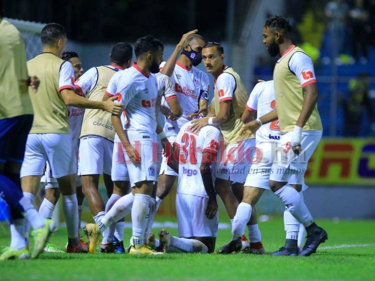 Los posibles fichajes del Olimpia tras el fracaso rumbo al pentacampeonato y la salida de Lavallén