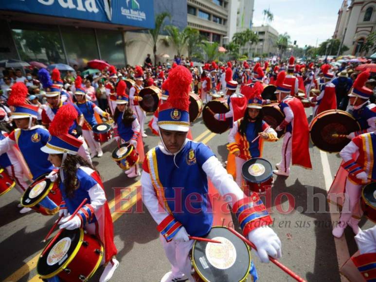 Fervor y algarabía en las fiestas de Independencia en la zona norte de Honduras (FOTOS)