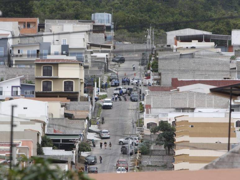 Lo que se sabe sobre el hallazgo de una pareja muerta dentro de su vivienda en la capital