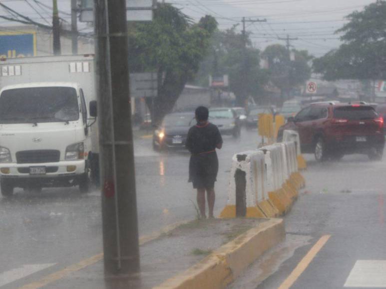 Las imágenes que dejaron las fuertes lluvias este jueves en Tegucigalpa