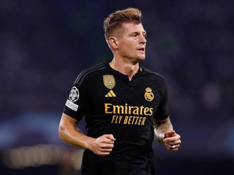 La increíble colección de vehículos en el garaje de Toni Kroos