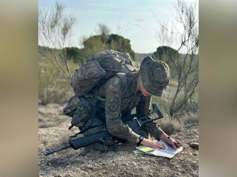 La Princesa Leonor en acción: Primeras fotografías de su instrucción militar