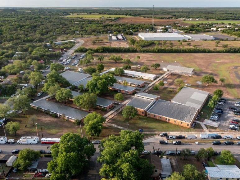 Cronología: dos horas de terror y 21 víctimas dejó tiroteo en escuela primaria de Texas