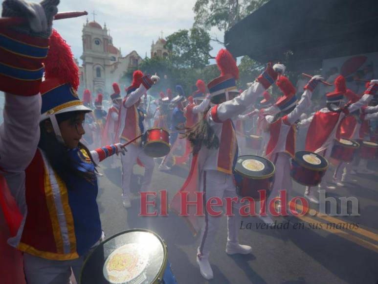 Fervor y algarabía en las fiestas de Independencia en la zona norte de Honduras (FOTOS)