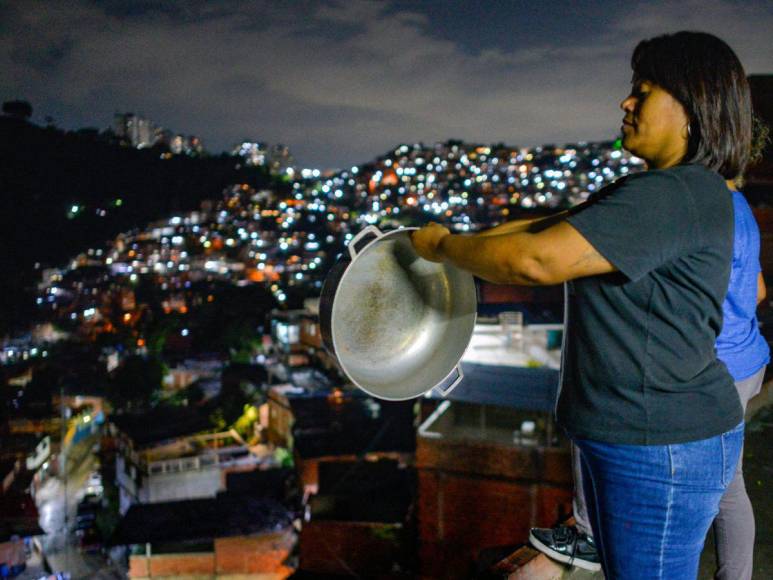 Miedo, llanto y resiliencia en Venezuela en víspera de manifestación contra Maduro